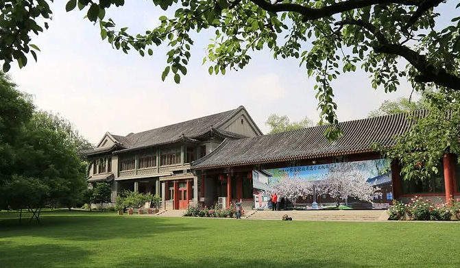 北京红色教育培训基地-北京宋庆龄同志故居